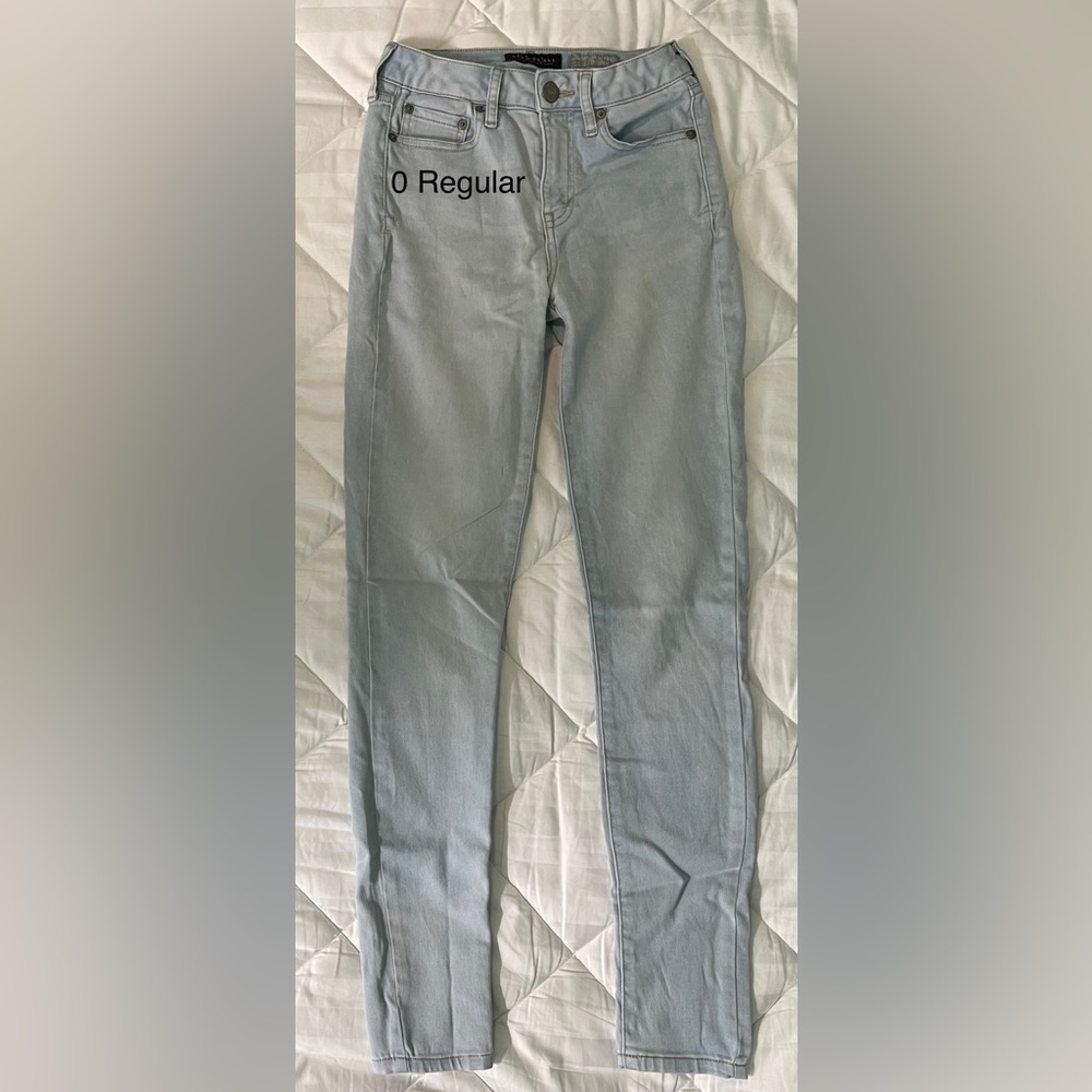 Light wash jeggings